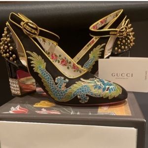 Women Dragon Pumps.